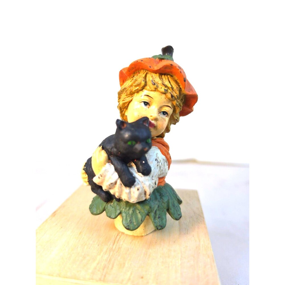 Bethany Lowe girl pumpkin cat figurine statue Halloween